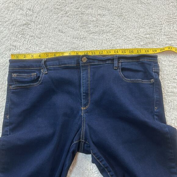 Gap True Skinny dark wash jeans, size 36R - Picture 7 of 9